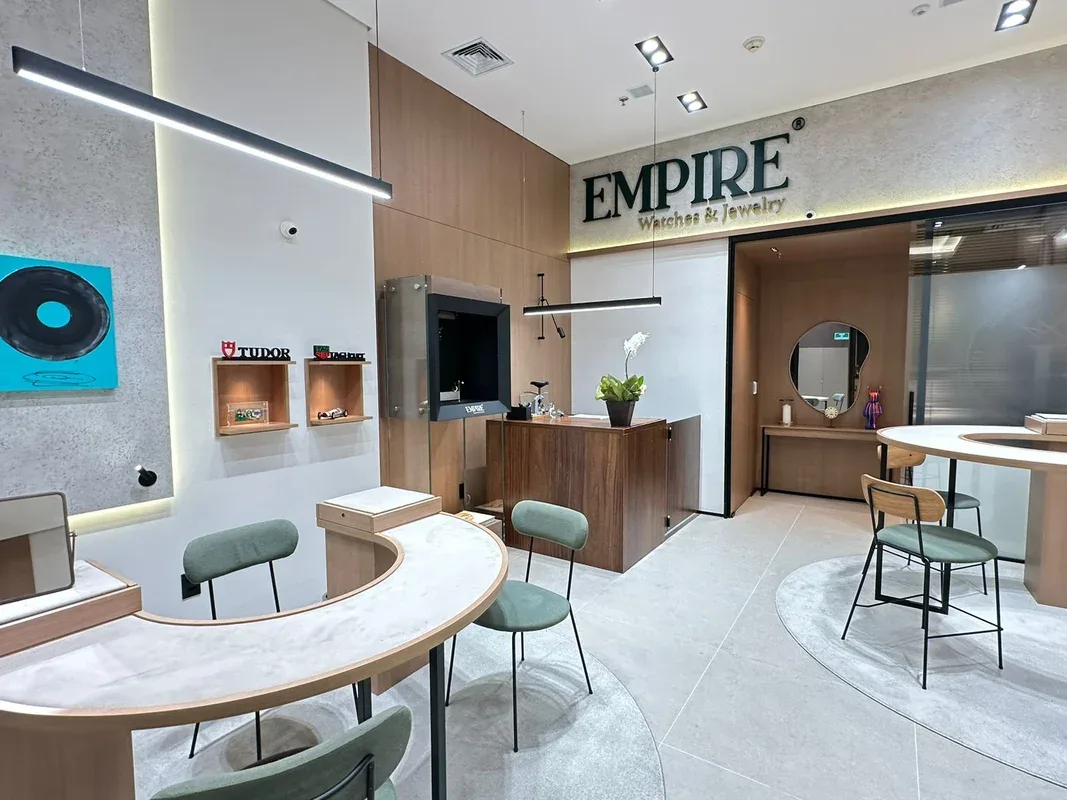 Interior da loja Empire Watches & Jewelry no Shopping Vila Olímpia